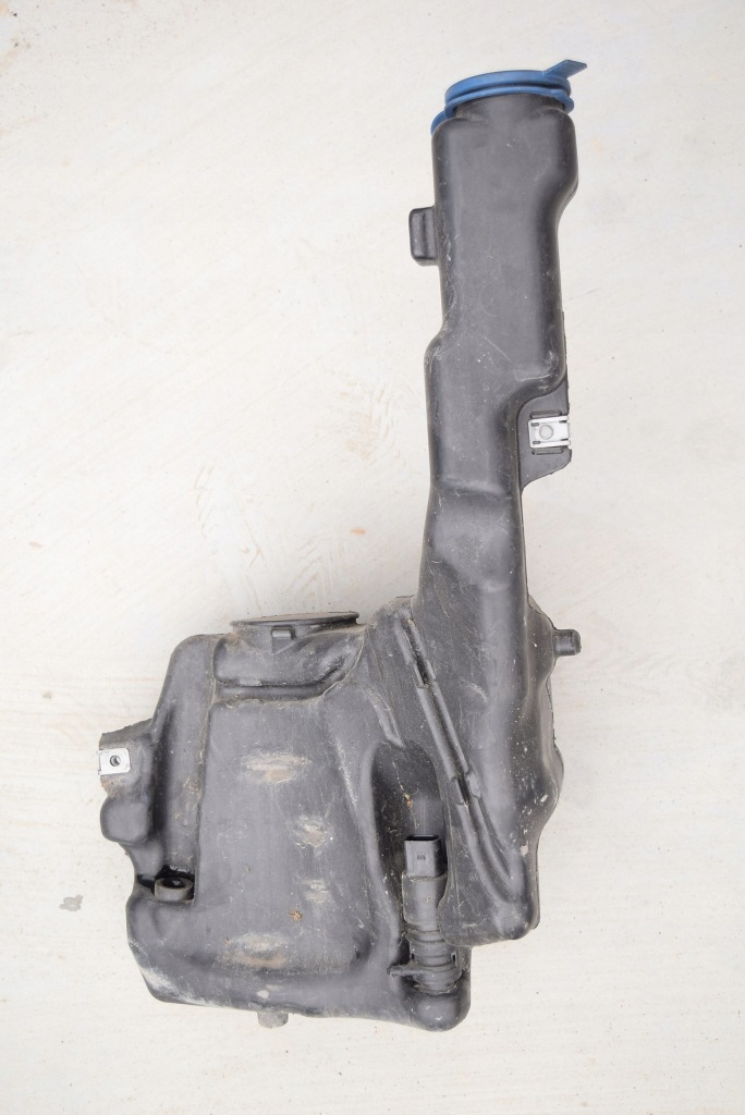 Купити Mercedes w204 3.0 cdi бак рідини до омивача 2048691320