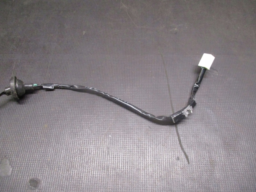 фото №8, Вкладыш лампы правый задняя mazda 5 05-10r