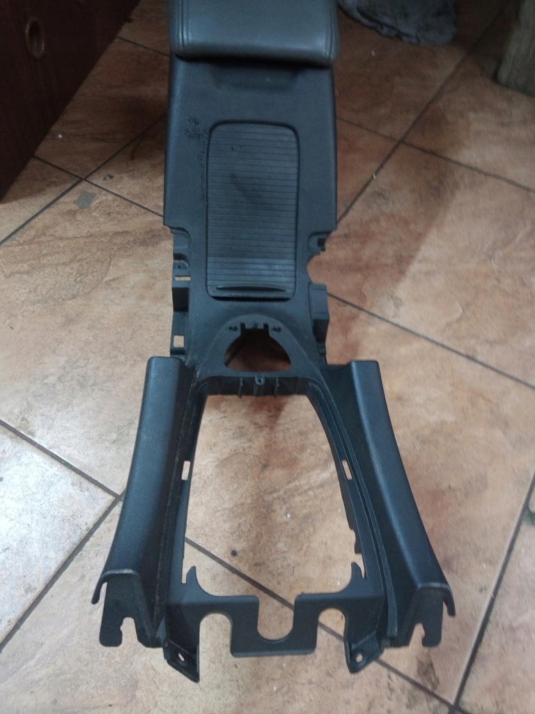 фото №8, Saab 93 тунель центральний підлокітник