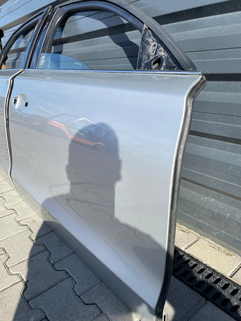 фото №5, Audi a8 d4 дверь правое перед задняя цвет lx7w