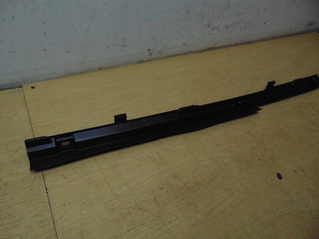 фото №11, Молдинг защита бампера перед ford c-max focus 1688730 _ am51-r001a06-ab