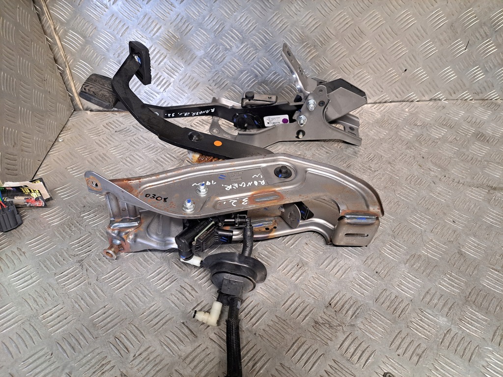 фото №4, Ford ranger 2019 r 3.2 tdci педаль тормоза сцепления