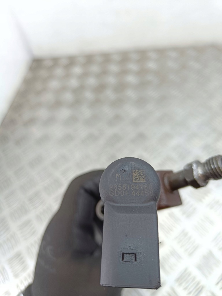 фото №6, Citroen c4 i picasso 2007 форсунка топлива