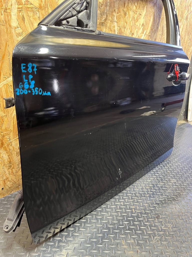 Bmw 1 e81 e87 2011 перед сторона ліва двері передні 668 schwarz 2 в Україні