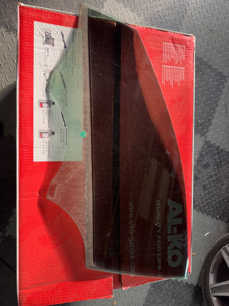 фото №1, Mercedes gla 156 x156 amg стекло дверь левая передняя перед 15r