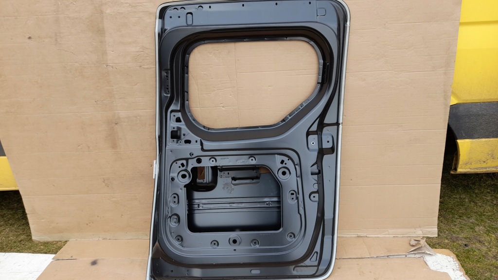 фото №2, Дверь правое задние сдвижные dacia dokker org nowe