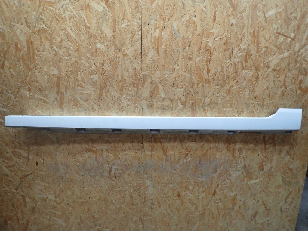 фото №1, Молдинг порог левая порог левый vw volkswagen passat b8 3g 2014- 3g0853857