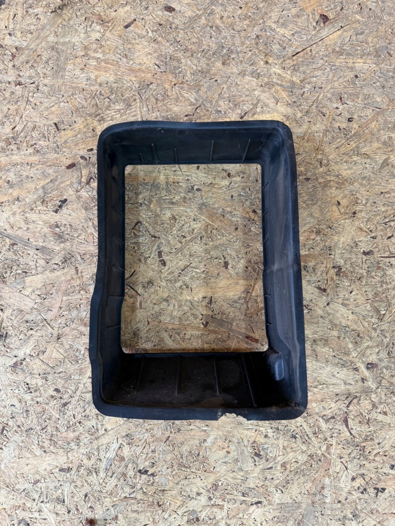 фото №1, Повітропровід впуск повітря інтеркулер renault megane iv 215586371r