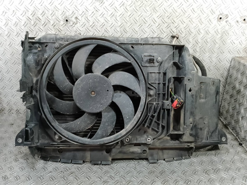 Набор радиатор woda кондиционер вентилятор peugeot 206 plus 852560000 1.4 8v Недорого