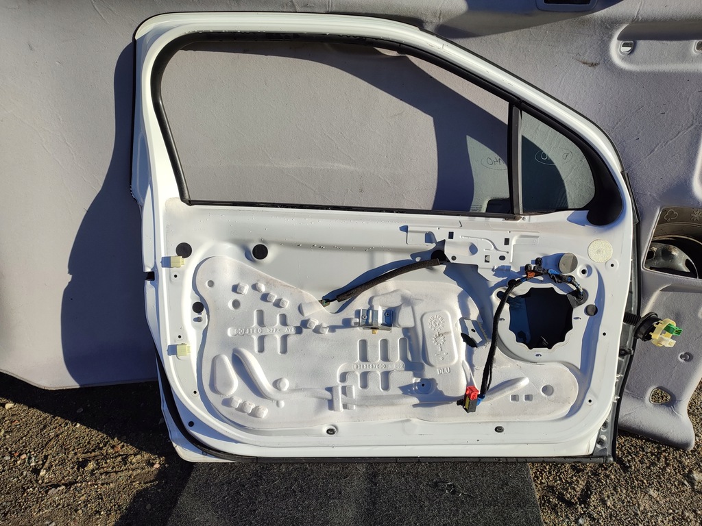 фото №14, Дверь левый перед полный citroen ds3 ewp europa