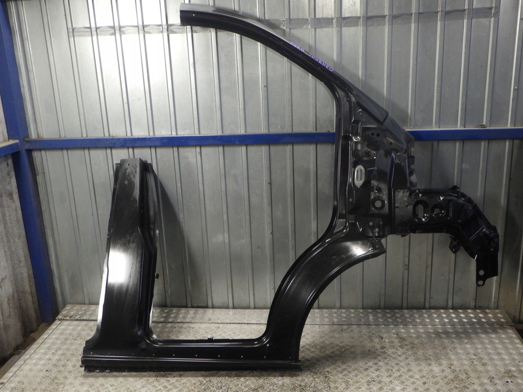 фото №1, Порог блок двигателя правый обшивка ford transit tourneo