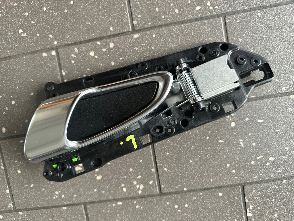 фото №1, Ручка дверь левая porsche 911 991 внутренняя