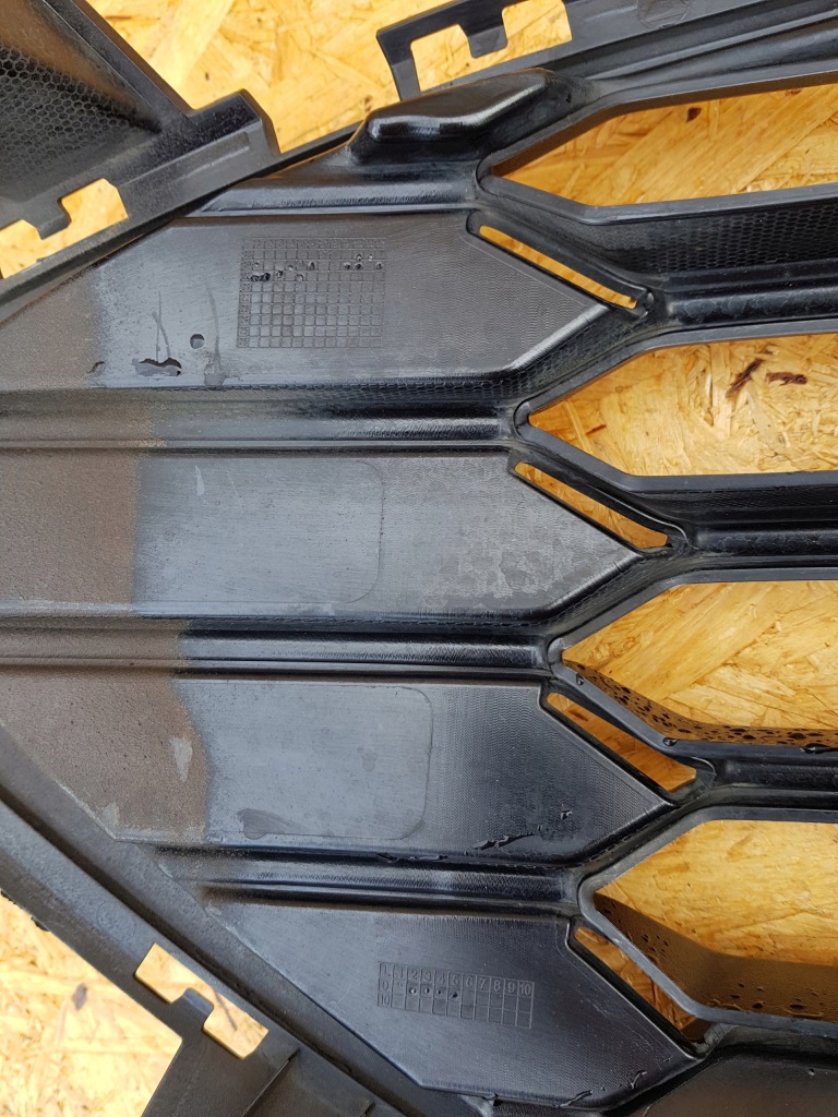 фото №12, Ford kuga mk3 escape st line 19- решётка радиатора решётка радиатора бампера перед lv4b-8200-ydw