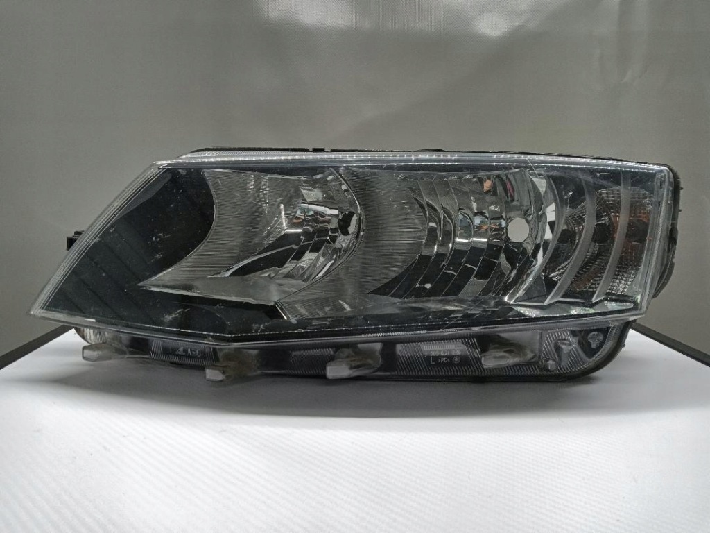 Купить Фара левая передняя перед full led skoda octavia 3 рестайлинг  5e1941015e