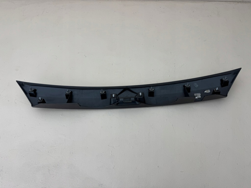 Suzuki vitara 3 3 15r- накладка молдинг крышки багажника задняя 83941-54p1 Киев