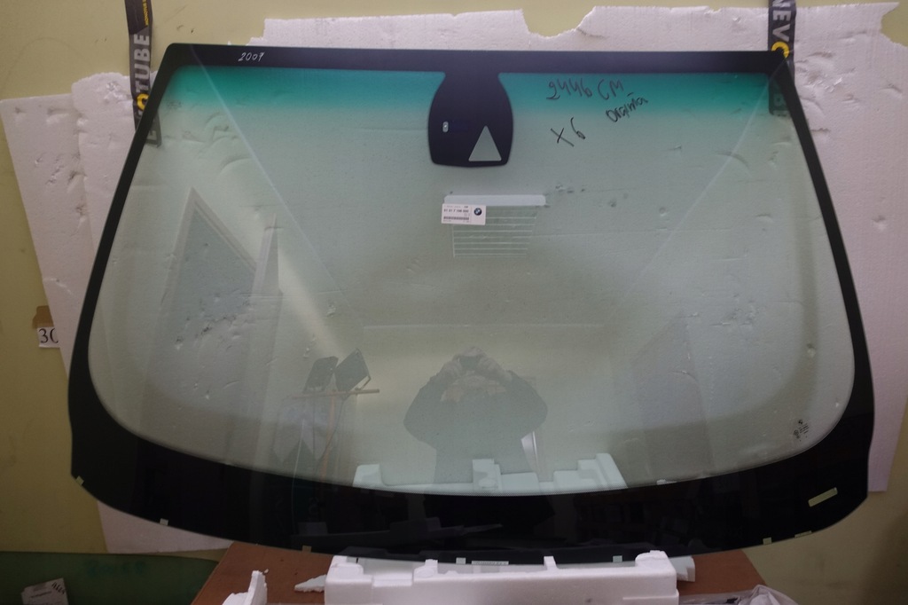 фото №1, Стекло передняя bmw 6 e63 cpe/cabrio