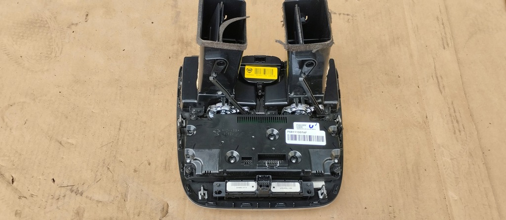 фото №6, Панель кондиционера рамка приборная панель lancia voyager 2011- 1pe401x9ad