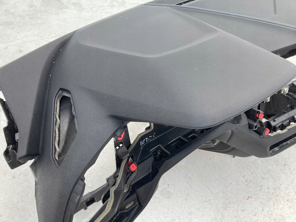 фото №7, Bmw 1 f40 f44 панель приладів панель приладів консоль подушки безпеки ремені