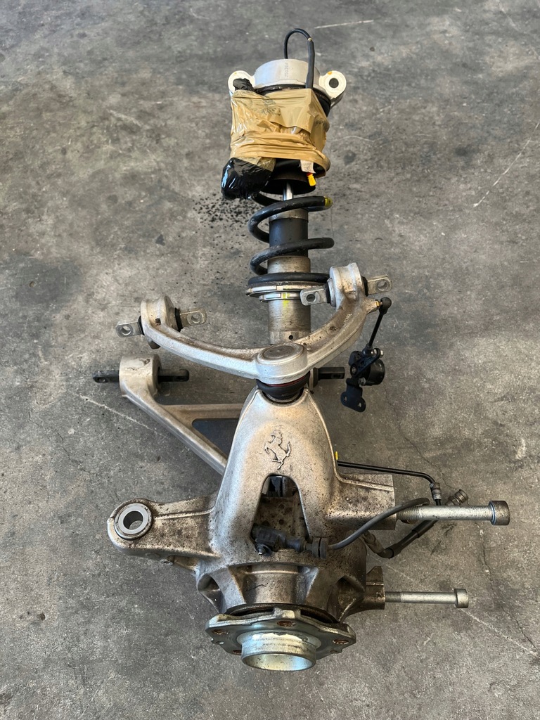 фото №1, Ferrari portofino f164 поворотний кулак важіль mcperson амортизатор перед ліва