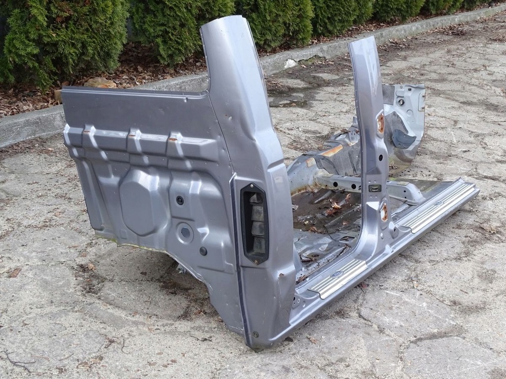 фото №1, Ford ranger ii mazda b2500 98-06 четверть блок двигателя c правый задняя 4d