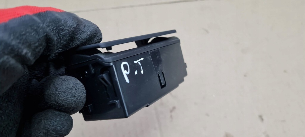 фото №5, Sq8 4m rsq8 q8 пепельница правая правый задняя задняя 24r 4g8857406a