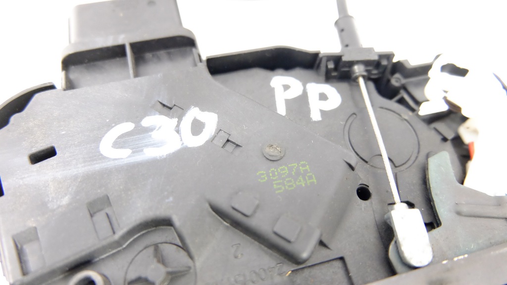 фото №9, Volvo c30 замок дверь правый перед 30753664 3d