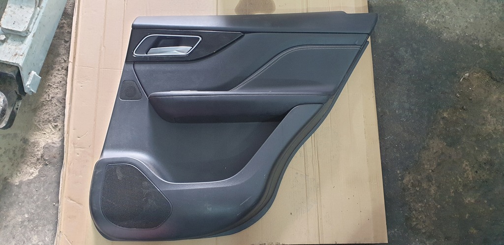 фото №1, Задній правий обшивка двері jaguar f-pace