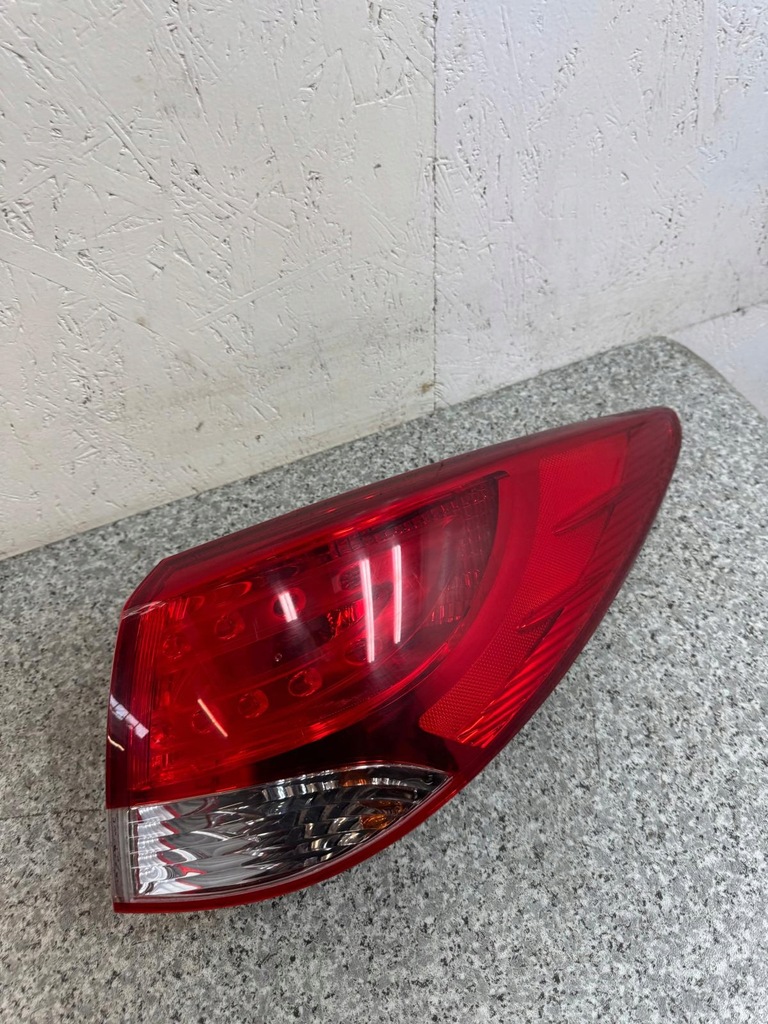 фото №13, Лампа правый задняя hyundai ix35 2013-2015 92402-2y0