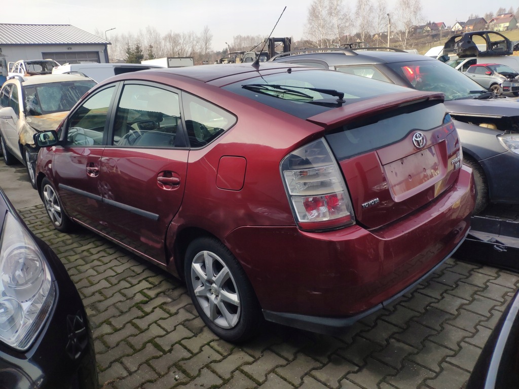 фото №14, Toyota prius 2 ii w20 скло кришка багажника багажника 3q3 накладка молдинг кришки ручка