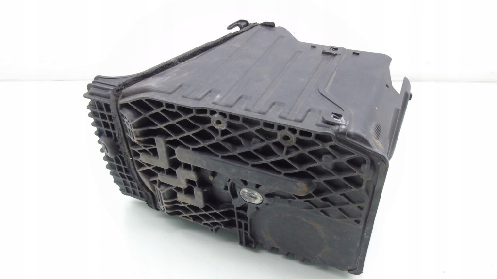 фото №5, Основание корпус аккумулятор volvo v70 iii s80 xc70 31201040