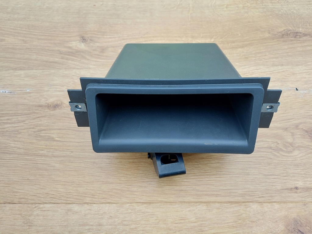 фото №1, Iveco daily 99-06 бардачок полка 504049554