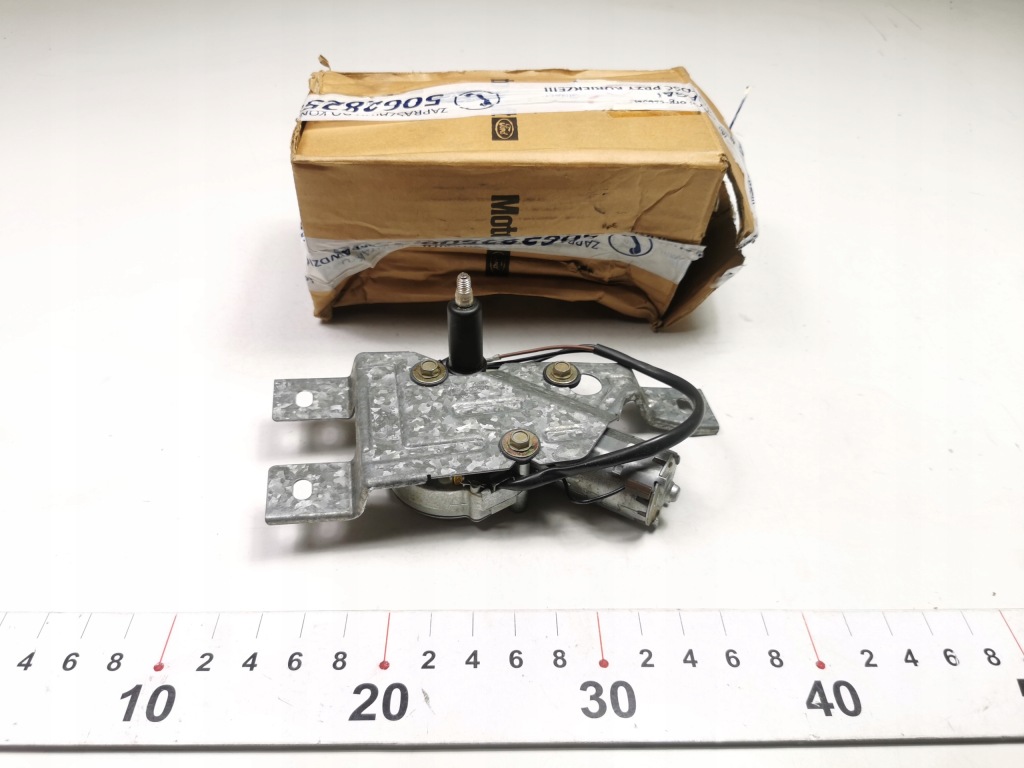 Моторчик дворники задний  крышки ford escort rs cosworth vii mk7 оригинальный номер 6497558 с Разборки