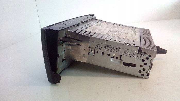 фото №10, Радиопроигрыватель mitsubishi colt vi 2008r.