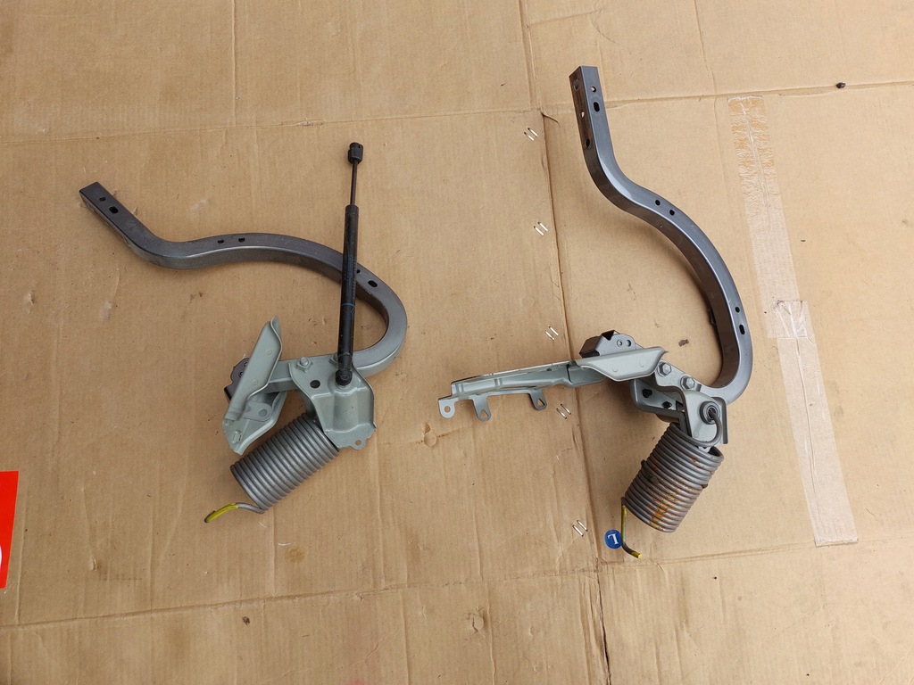 фото №1, Петли крышки задняя левый правый lexus rc f