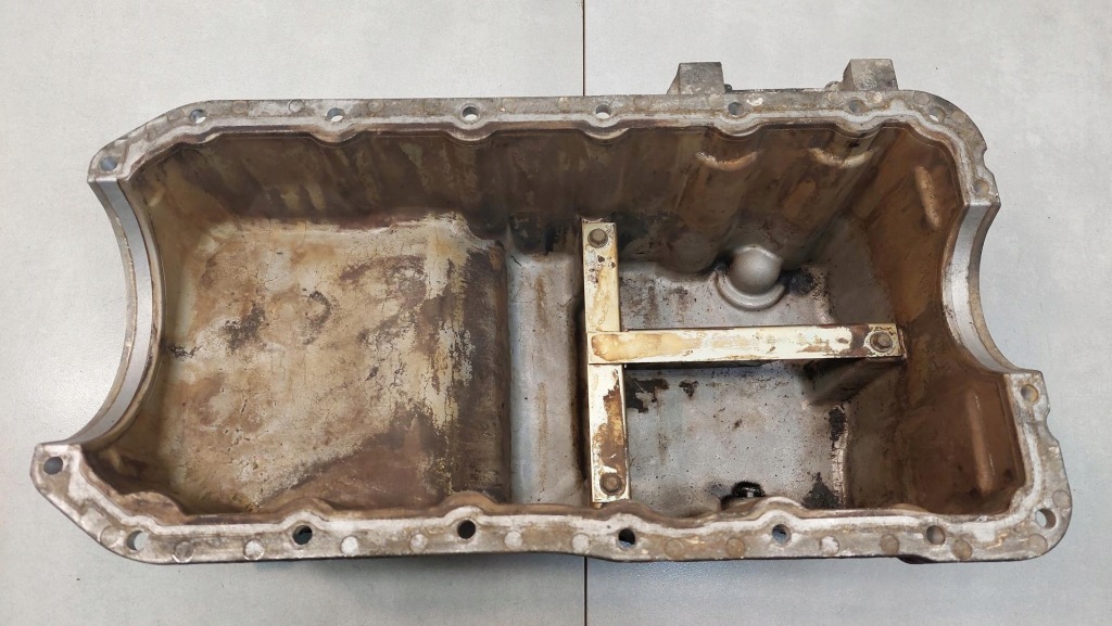 Піддон масляна fiesta mk4 1.3 96bm6675cb Зі Шроту