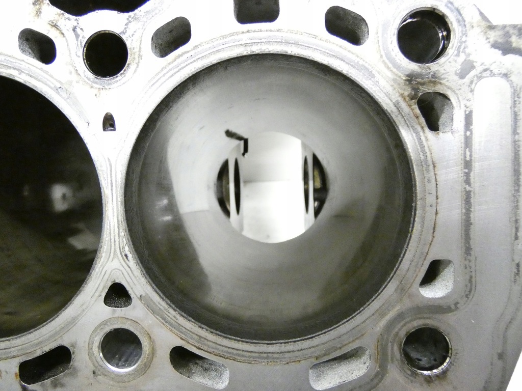 фото №10, Bmw f11 f10 f20 f30 e84 f25 n47d20c блок двигуна