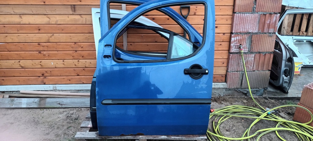 фото №1, Дверь левый przót fiat doblo 1 niebieskie