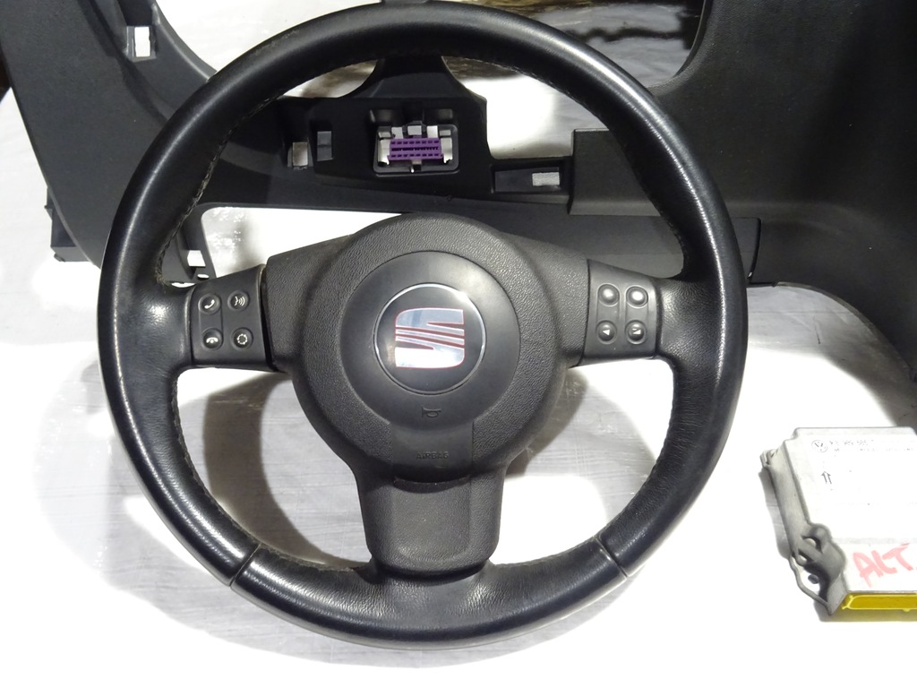 фото №10, Панель приладів подушки безпеки ремені перед seat altea toledo iii 3