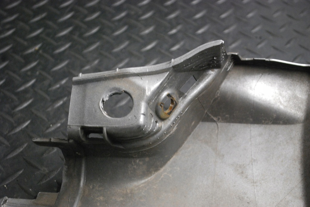 фото №10, Накладка поріг правий задня audi a8 d3 ly7g