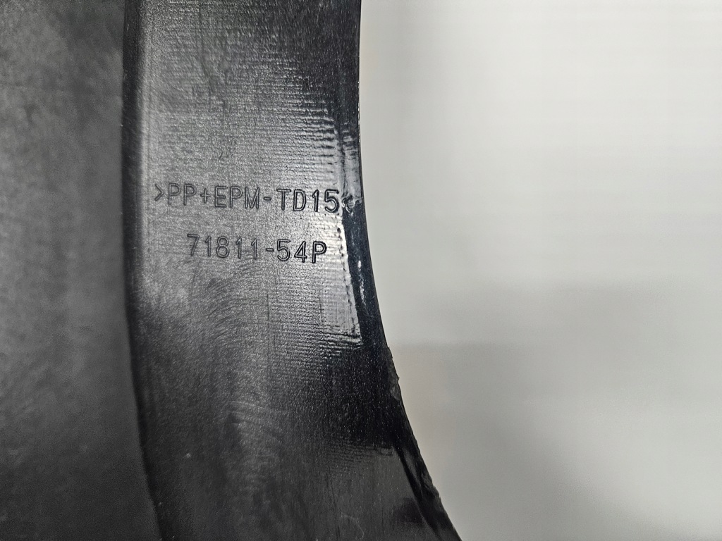 Suzuki vitara ii 2015 - бампер задній задня pdc 71811-54p в Україні