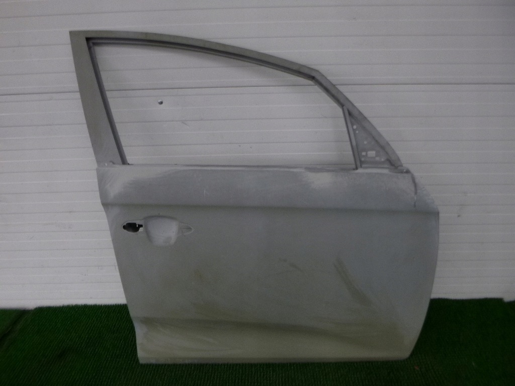 фото №1, Kia carens 4 iv 13-18 двері передні праве перед