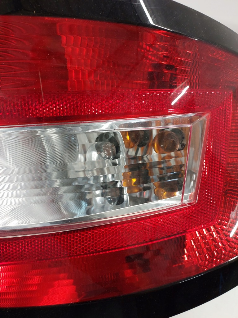 фото №6, Лампа правый задняя skoda fabia iii kombi ładna 6v9945258 6v9945096