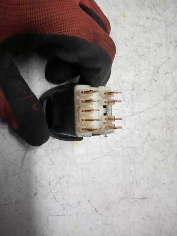 фото №4, Переключатель аварийных renault scenic i