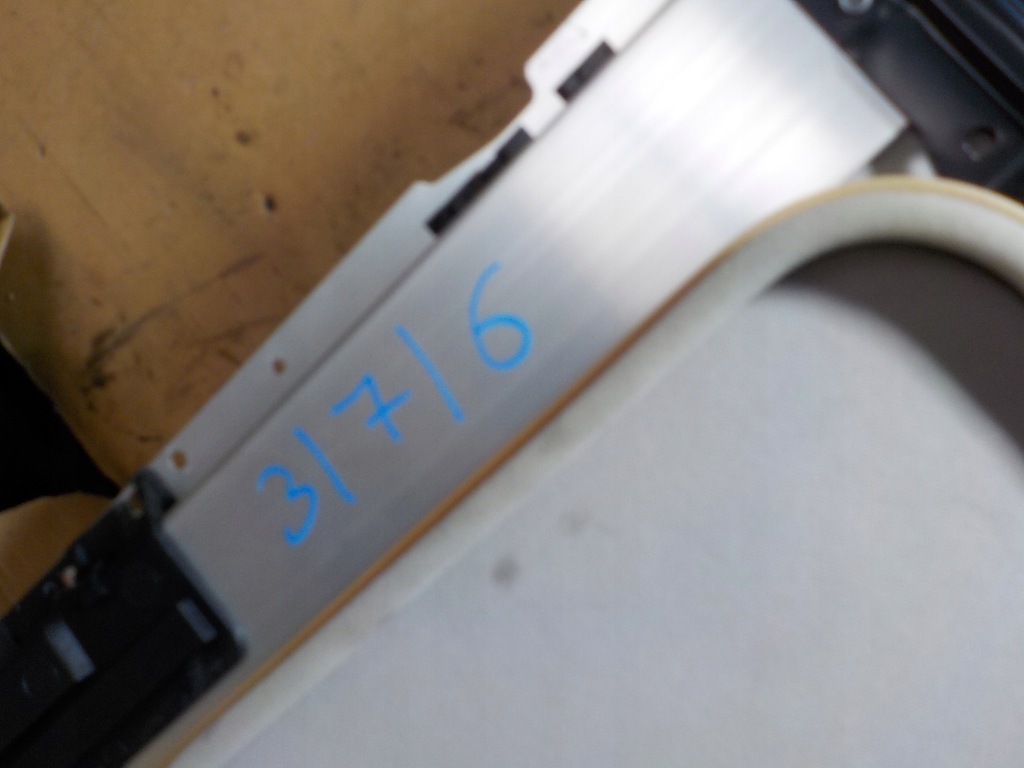 фото №5, Subaru legacy awd 2.0d люк