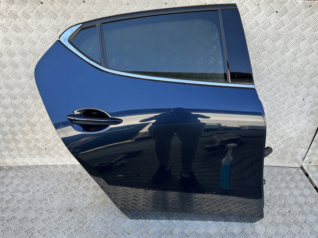 фото №1, Дверь правый задняя задние mazda 3 bp 19- 42m