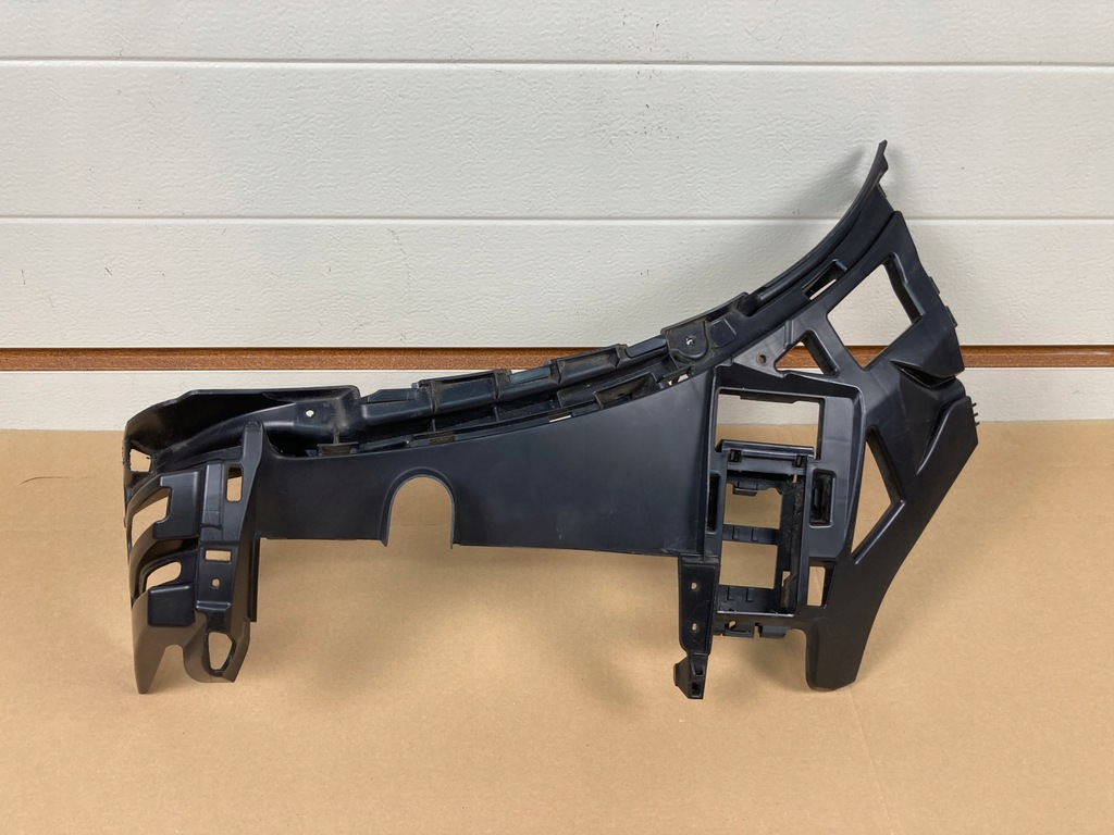 фото №1, Напрямна бампера правий передній mercedes gle amg w167