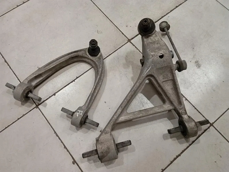 Ferrari california t f149 left передняя часть hub 289156 wheel подшипник housing - с Разборки