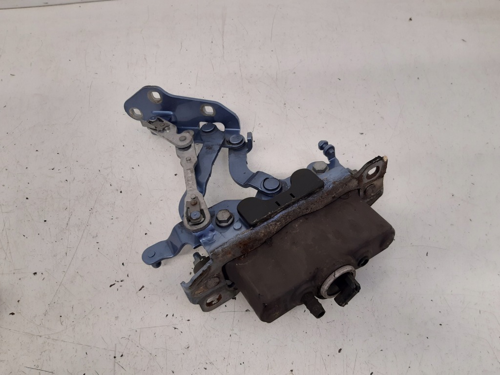 фото №8, Петли капот пара 2129066201 mercedes w212