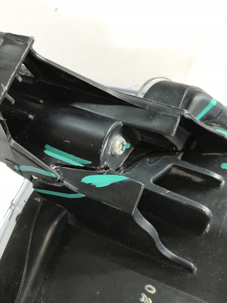 фото №11, Toyota hilux viii правая лампа перед 81110-0kk60