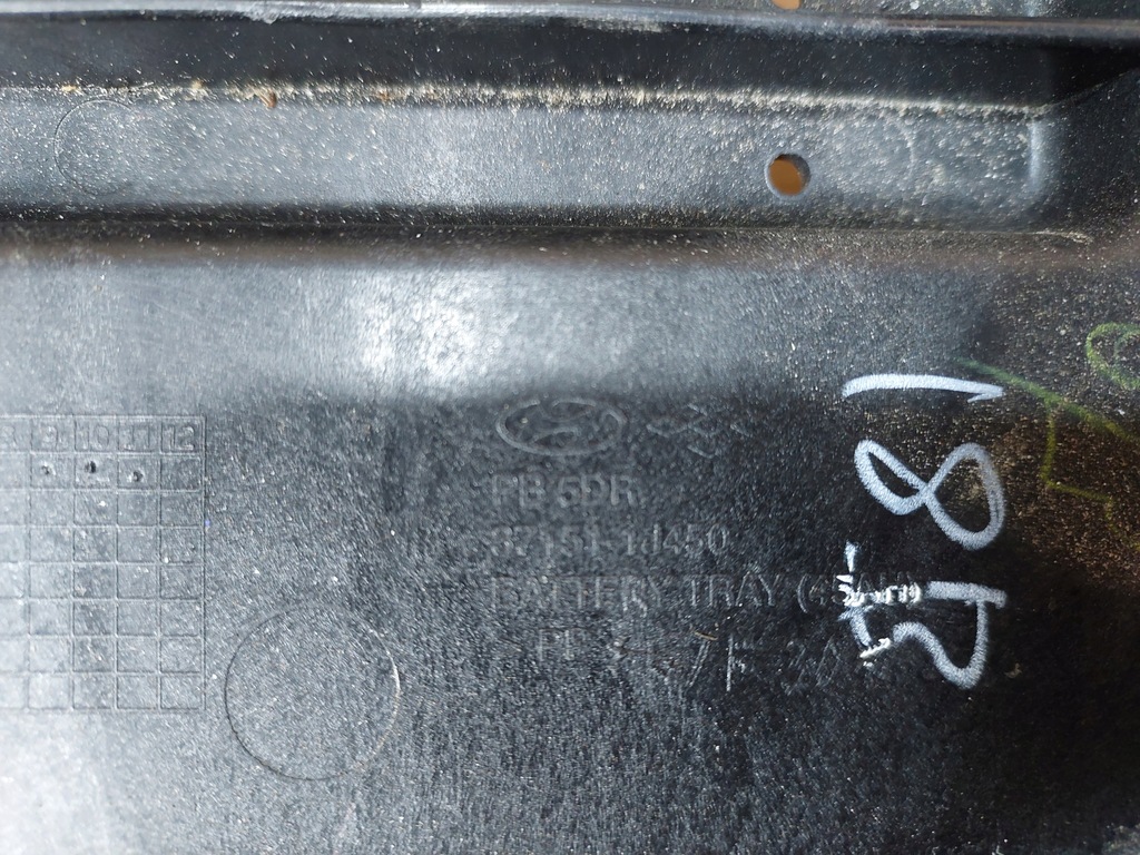 фото №5, Hyundai i20 i 1.2 основание аккумулятор 37151-1j450